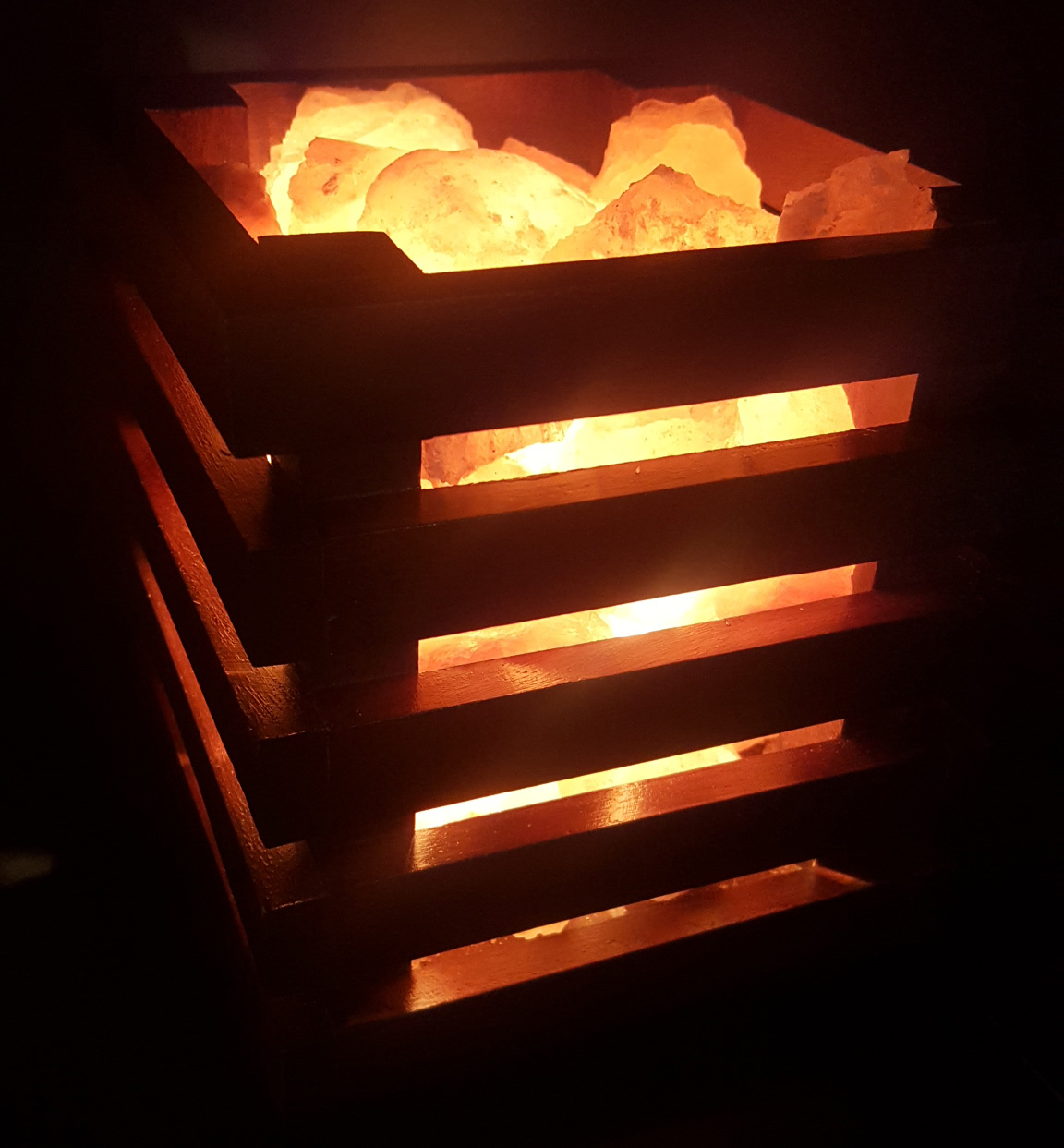 Rosewood Cube Lamp with 3-4kg Himalayan Salt Chunks